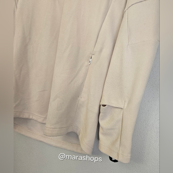 On Climate Shirt - Picture 5 of 7